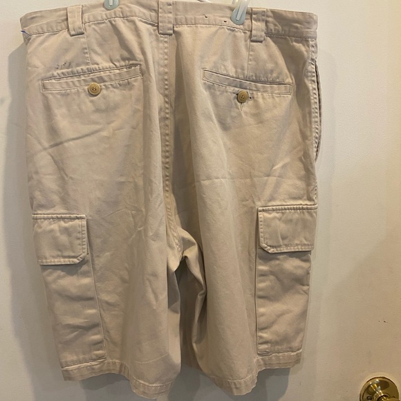 Náutica men’s cargo shorts beige - Picture 2 of 3